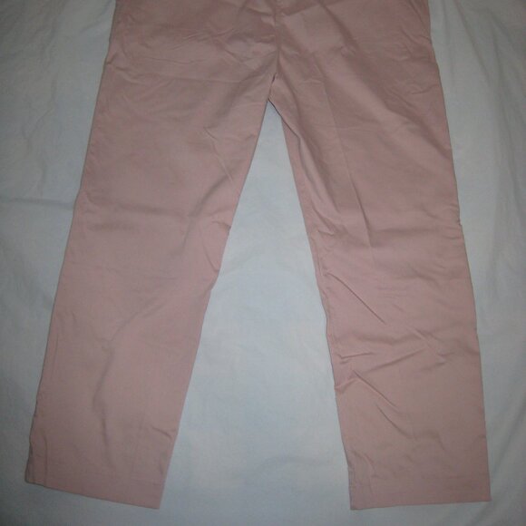 Nike Pink Chinos for Men - Picture 3 of 7